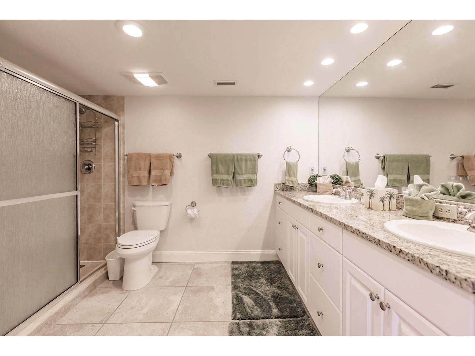 1125 W Peppertree Drive #605 Sarasota FL 34242 TB8466025 image19