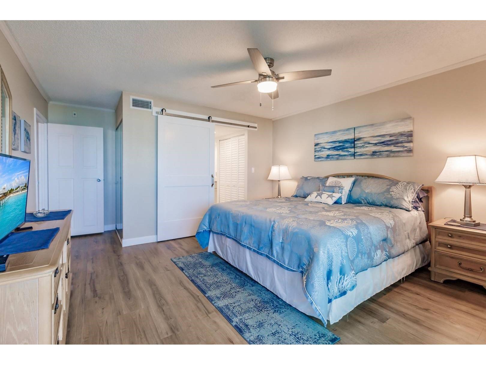 1125 W Peppertree Drive #701 Sarasota FL 34242 TB8465314 image14
