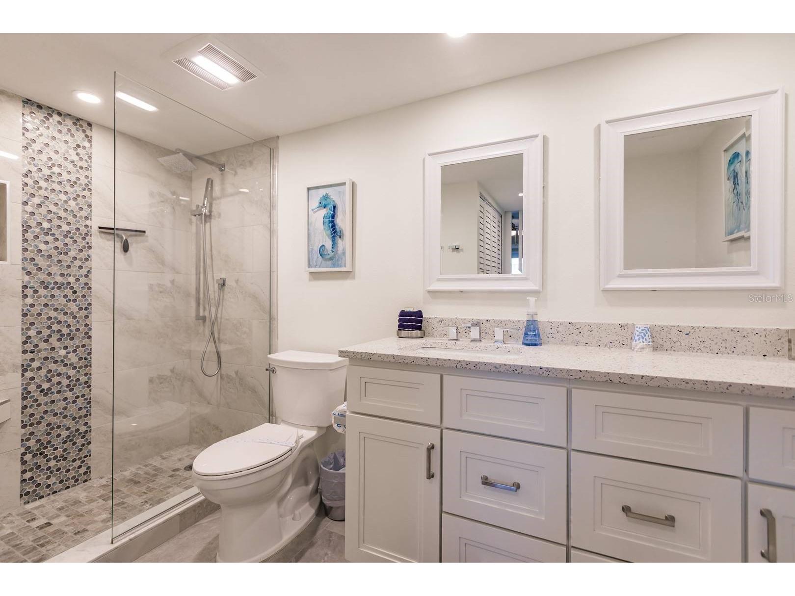 1125 W Peppertree Drive #701 Sarasota FL 34242 TB8465314 image15