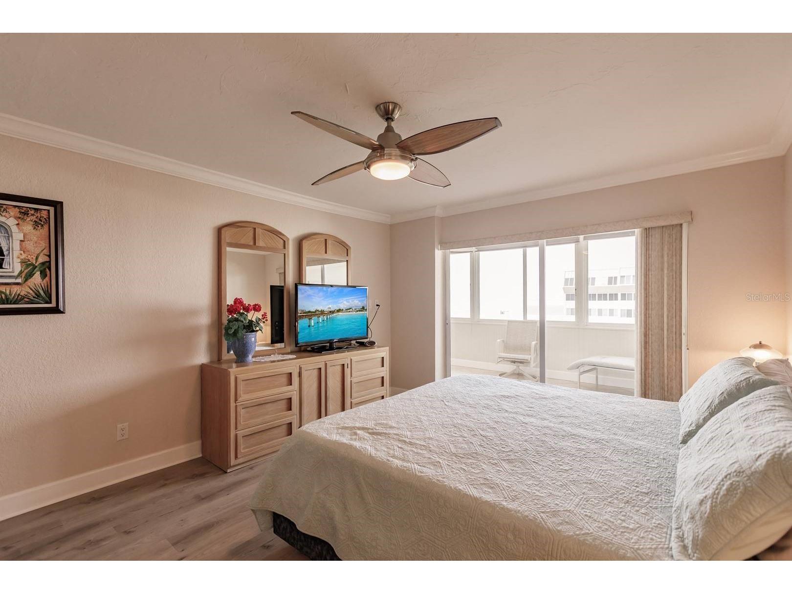 1125 W Peppertree Drive #702 Sarasota FL 34242 TB8465055 image19