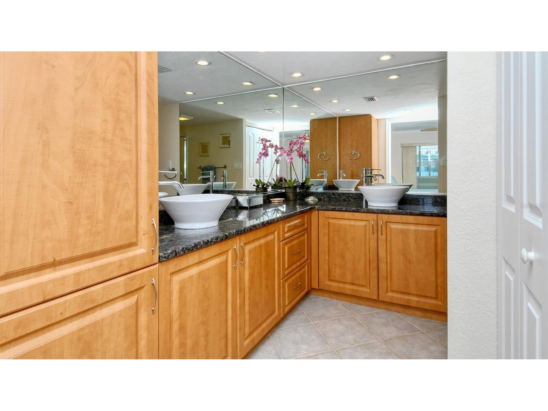 1125 W Peppertree Drive #702 Sarasota FL 34242 TB8465055 image22