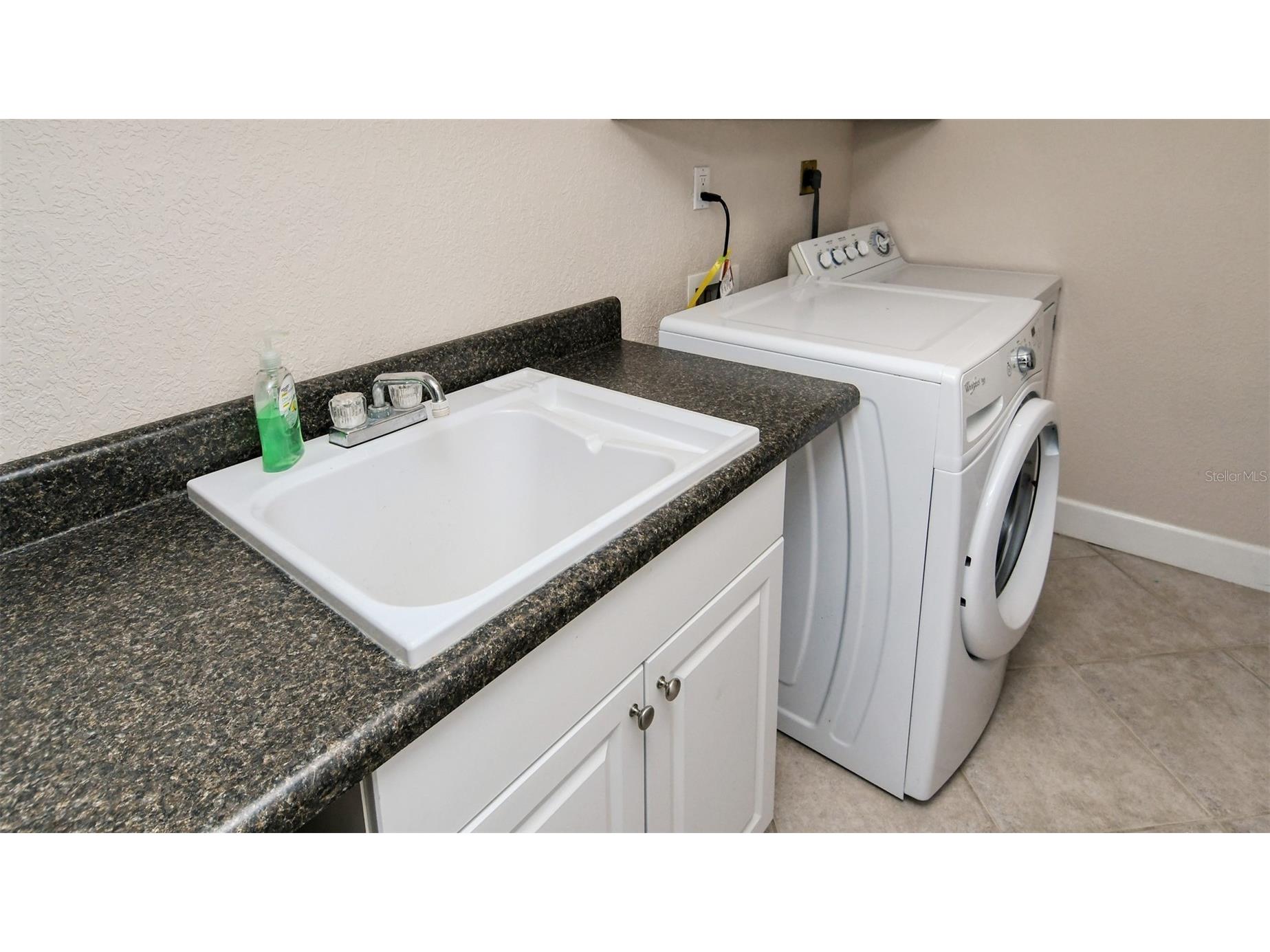 1125 W Peppertree Drive #702 Sarasota FL 34242 TB8465055 image25