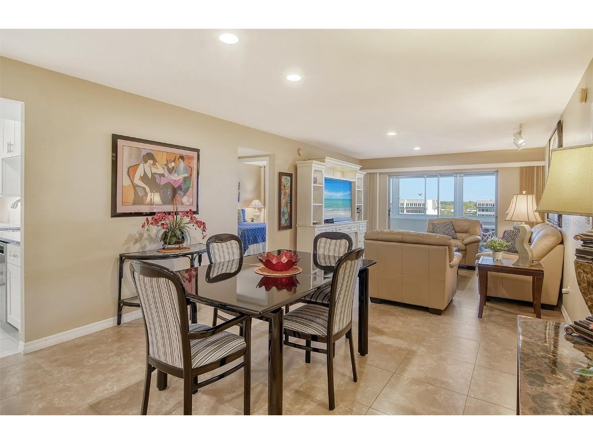 1125 W Peppertree Drive #706 Sarasota FL 34242 A4668225 image4