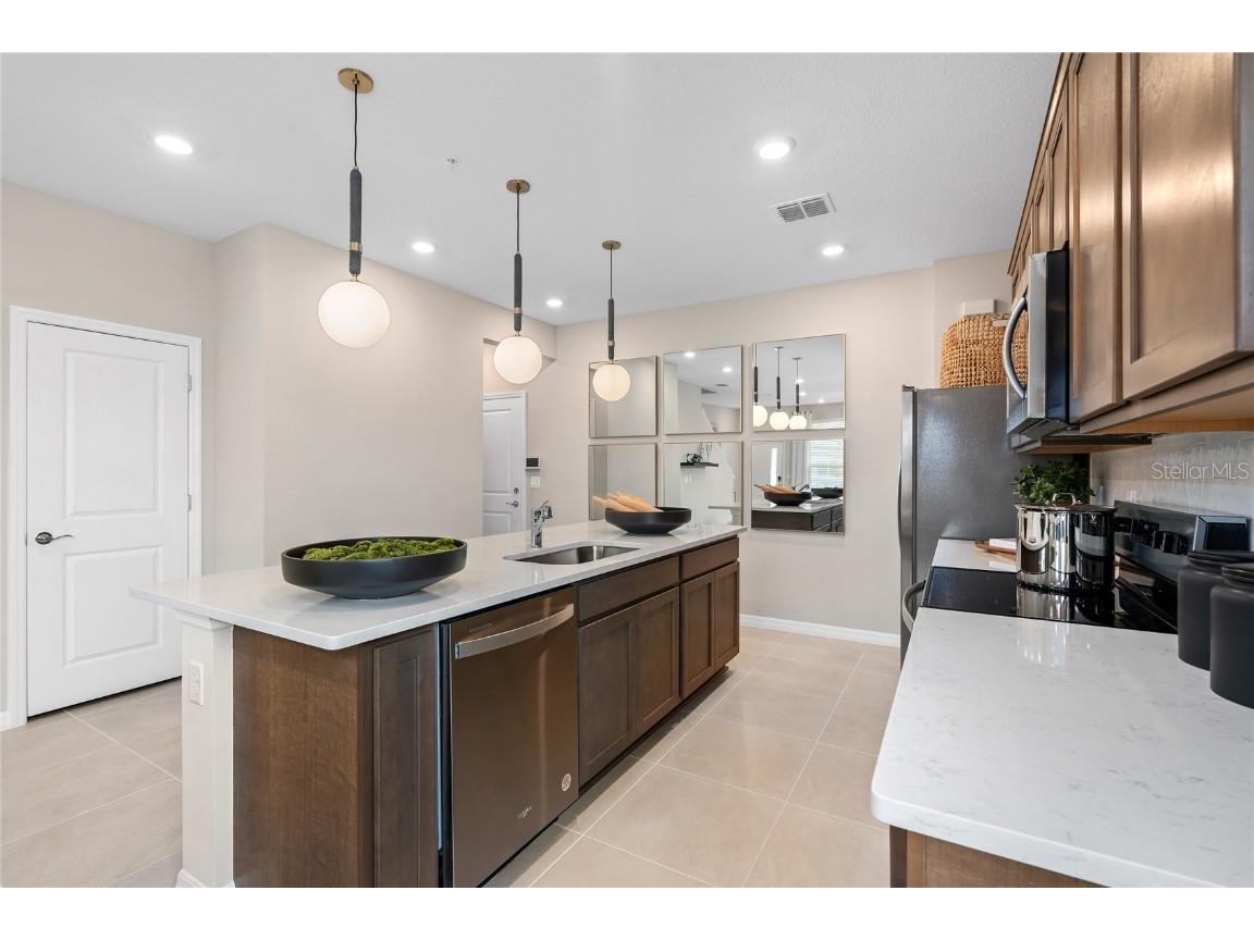 11256 Blue Bay Drive Orlando FL 32832 O6354932 image10