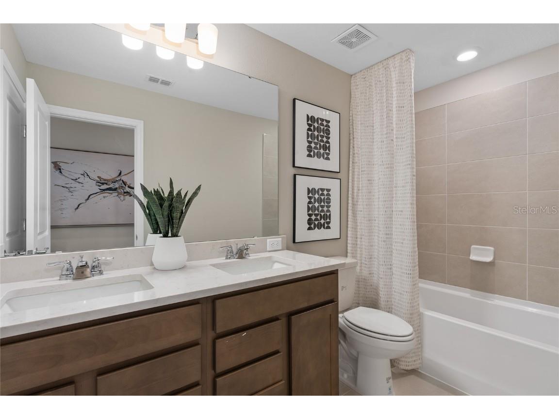 11256 Blue Bay Drive Orlando FL 32832 O6354932 image23