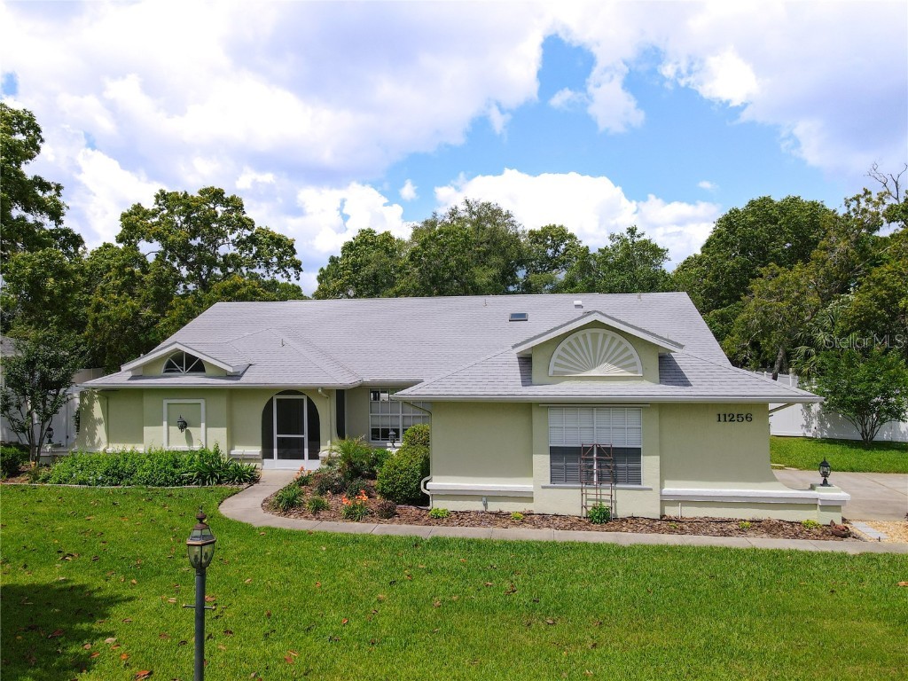 11256 Rainbow Woods Loop Spring Hill FL 34609 W7844564 image1