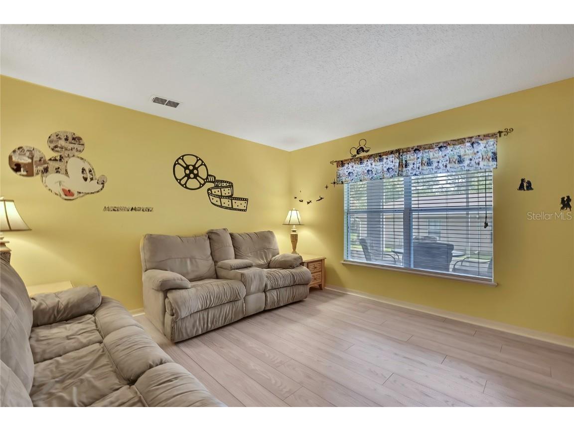 11257 Persimmon Avenue Weeki Wachee FL 34614 TB8378024 image6