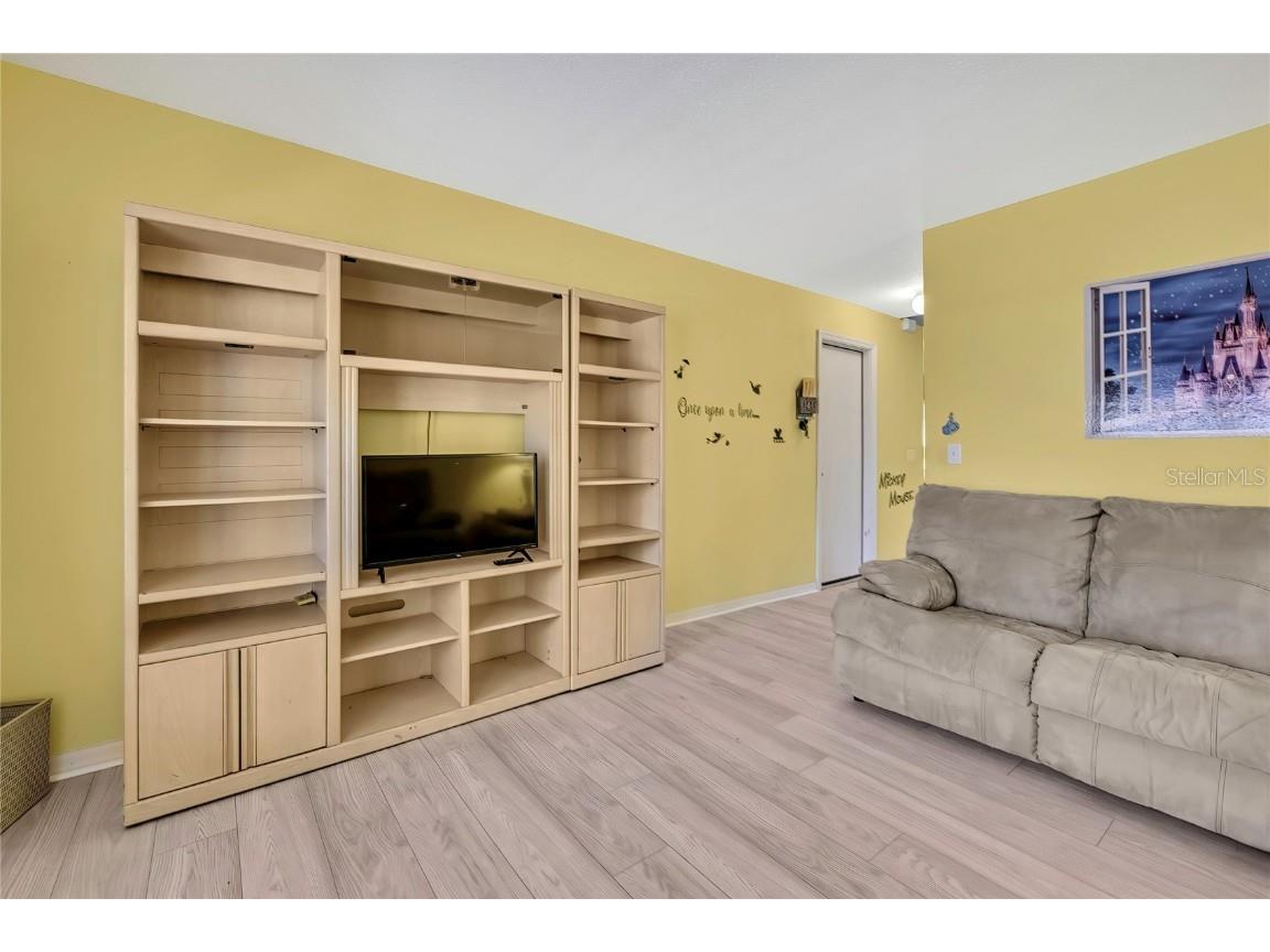 11257 Persimmon Avenue Weeki Wachee FL 34614 TB8378024 image8