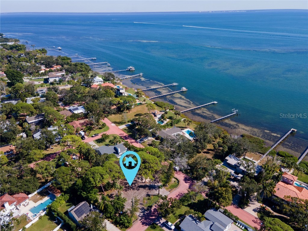 1125L Friendly Way S Saint Petersburg FL 33705 - TAMPA BAY TB8412305 image1