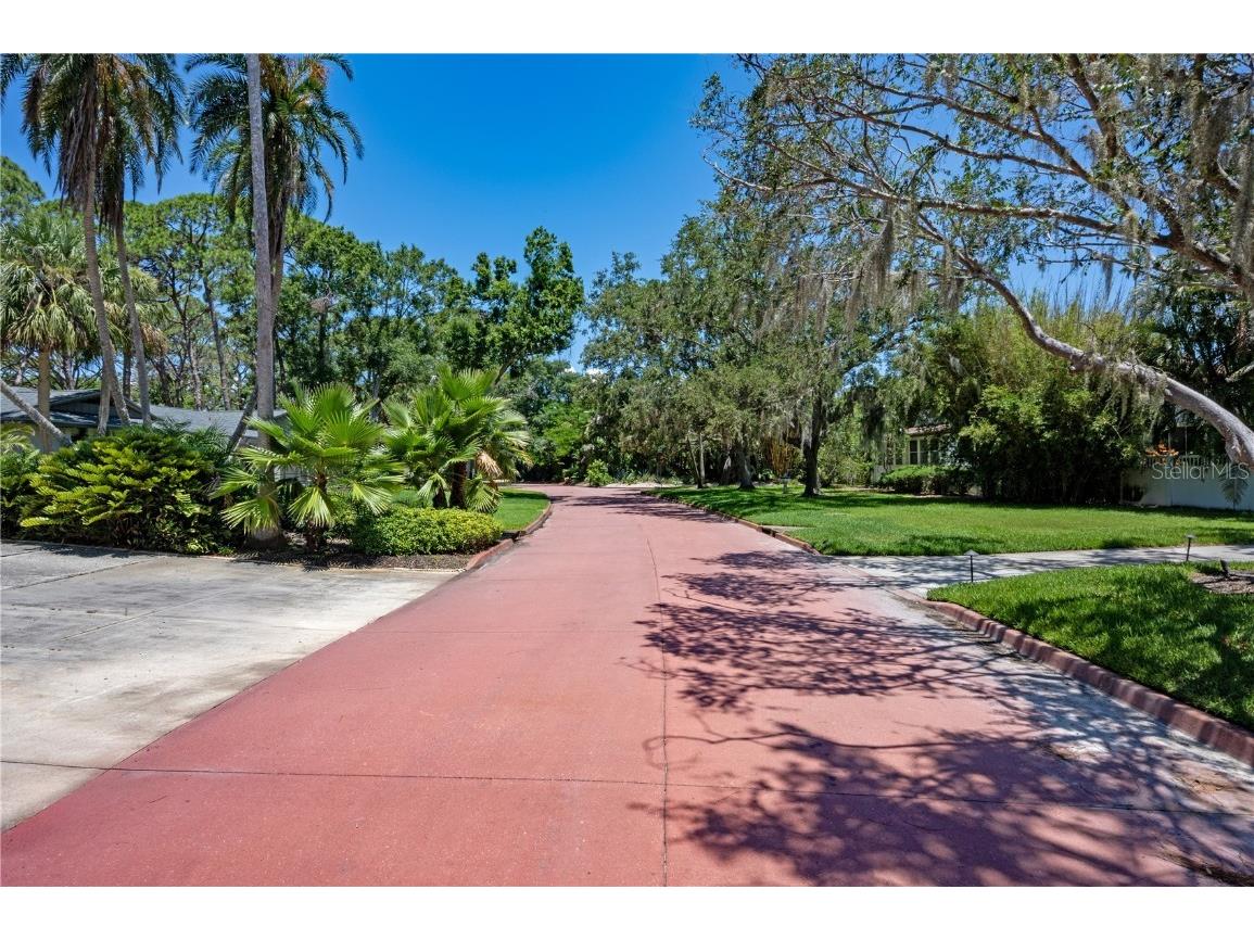 1125L Friendly Way S Saint Petersburg FL 33705 - TAMPA BAY TB8412305 image11