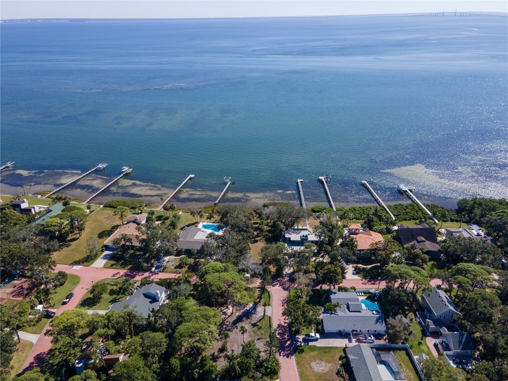 1125L Friendly Way S Saint Petersburg FL 33705 - TAMPA BAY TB8412305 image21