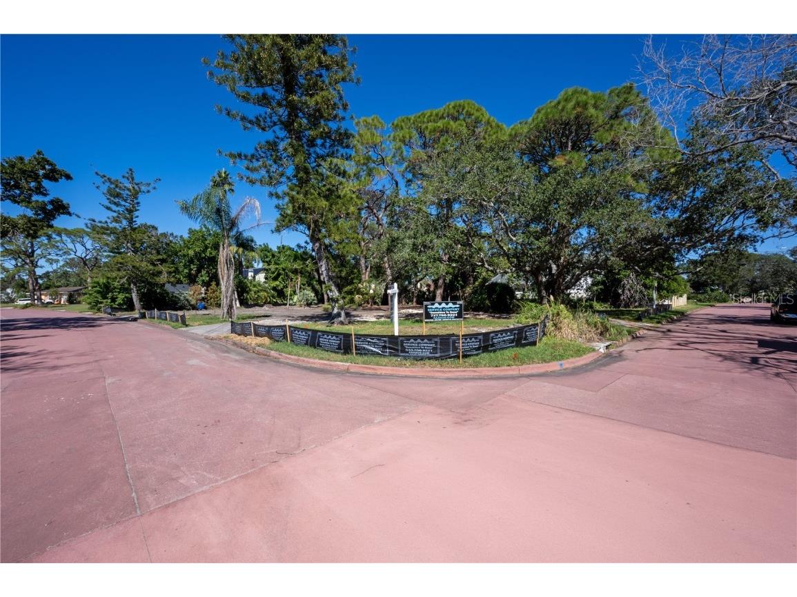 1125L Friendly Way S Saint Petersburg FL 33705 - TAMPA BAY TB8412305 image6