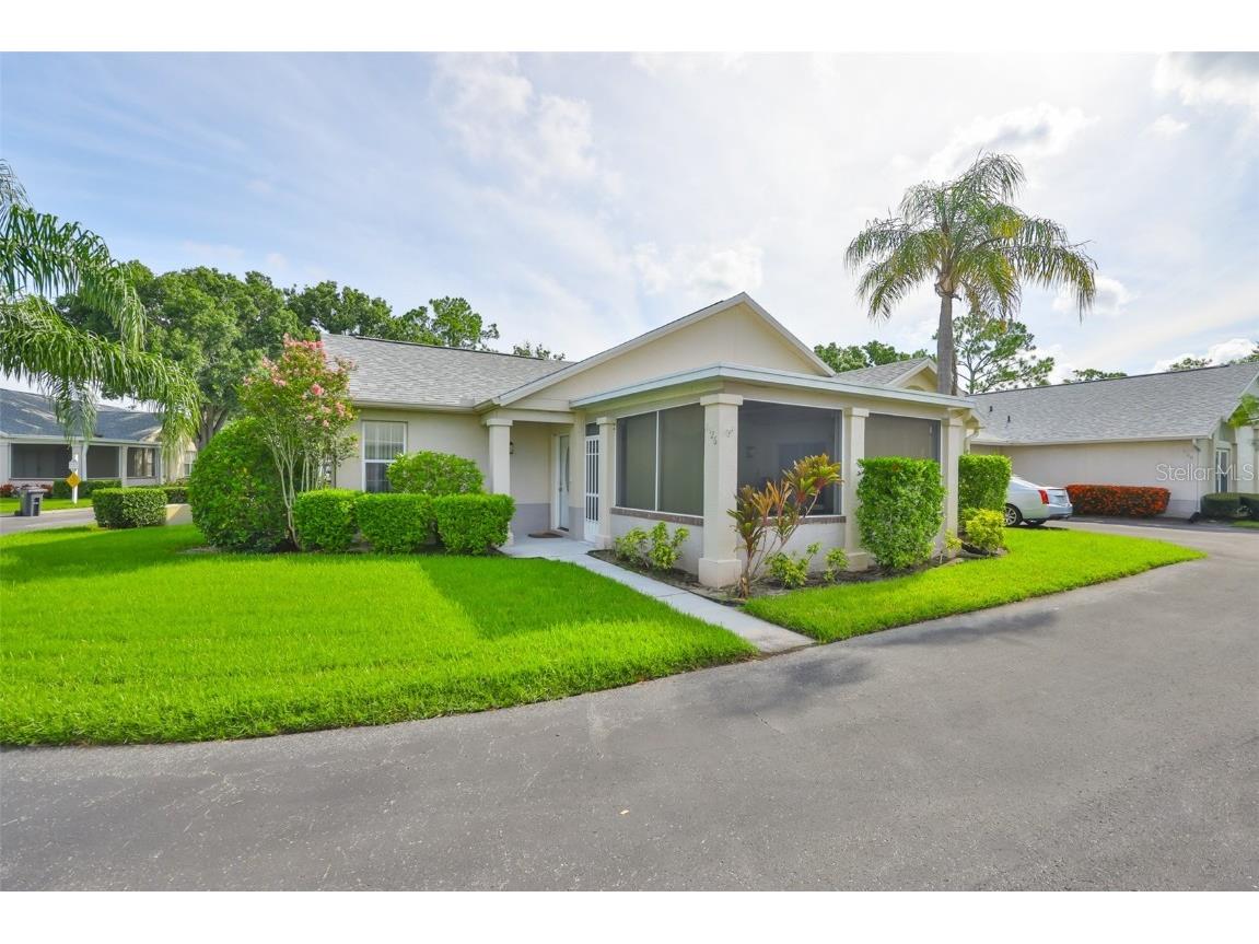 1126 Golfview Woods Drive #1126 Sun City Center FL 33573 TB8404223 image1