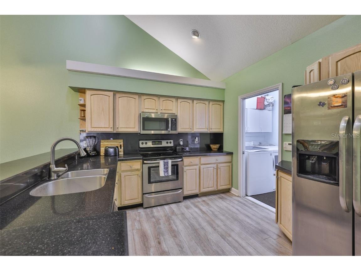 1126 Golfview Woods Drive #1126 Sun City Center FL 33573 TB8404223 image2