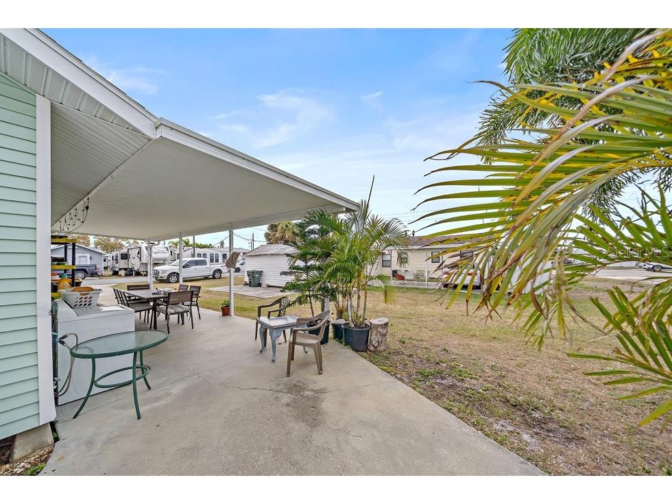 1126 Graber Avenue Sarasota FL 34237 A4684750 image6