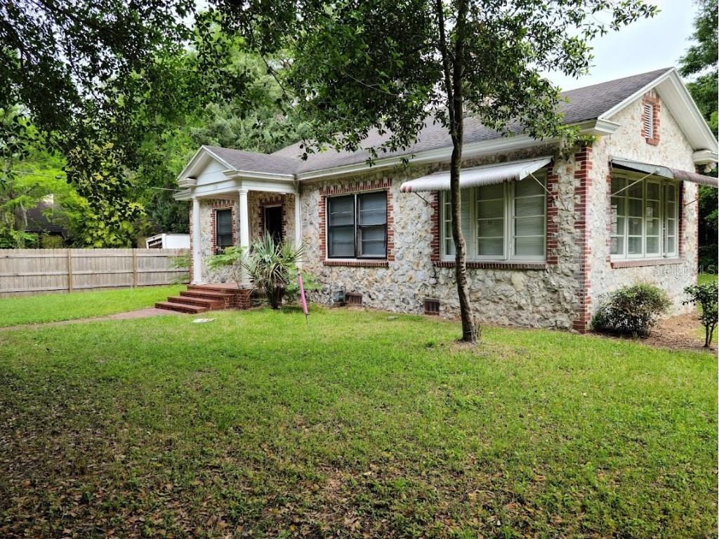 1126 NW 16th Avenue Gainesville FL 32601 GC504225 image1