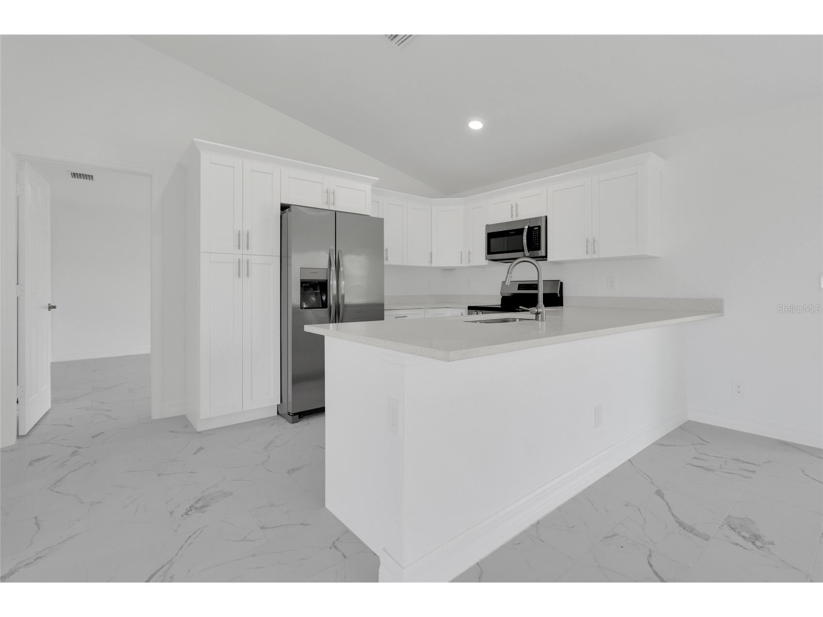 1126 NW 6th Avenue Cape Coral FL 33993 C7526700 image11