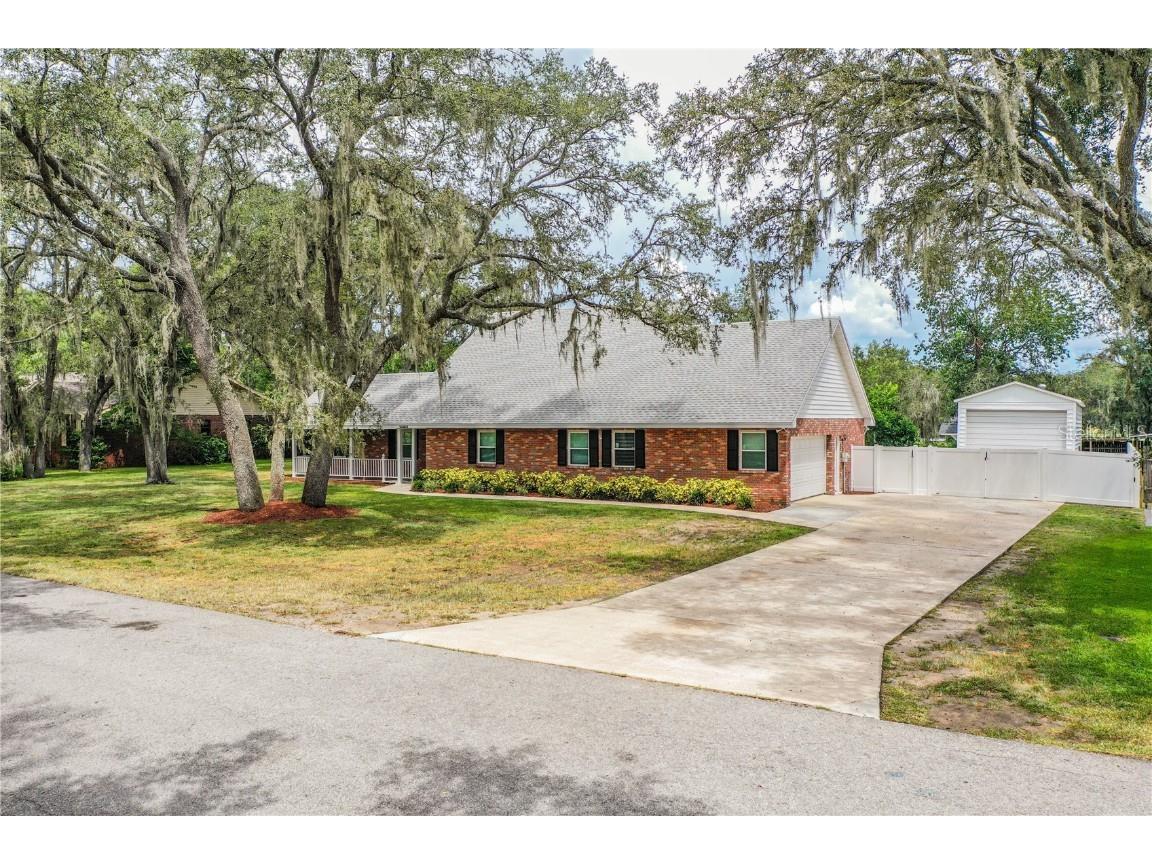 1126 Odoniel Loop N Lakeland FL 33809 L4938933 image1