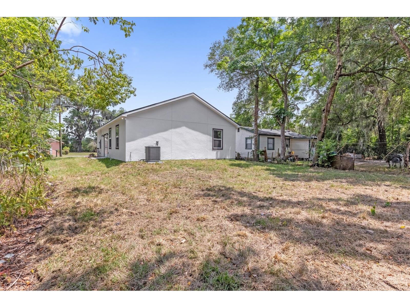 1126 S Thompson Avenue Deland FL 32720 O6406576 image25