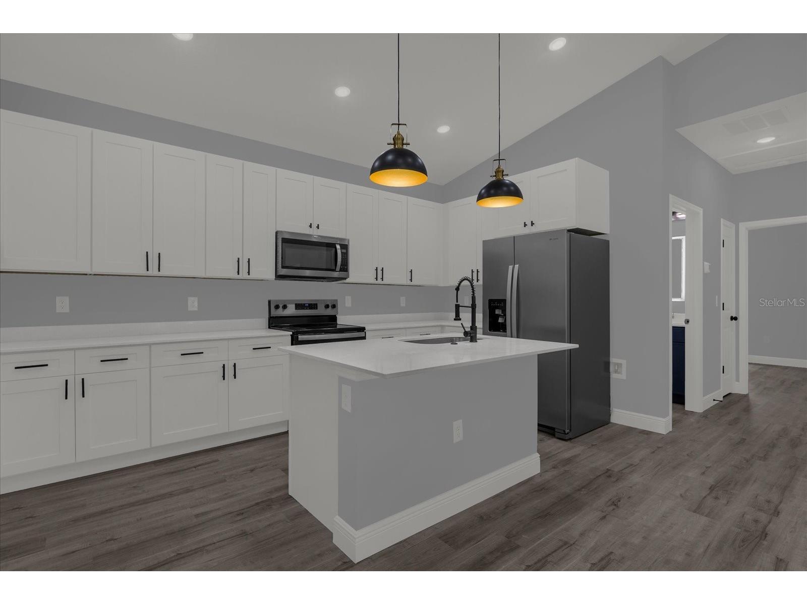 1126 S Thompson Avenue Deland FL 32720 O6406576 image9