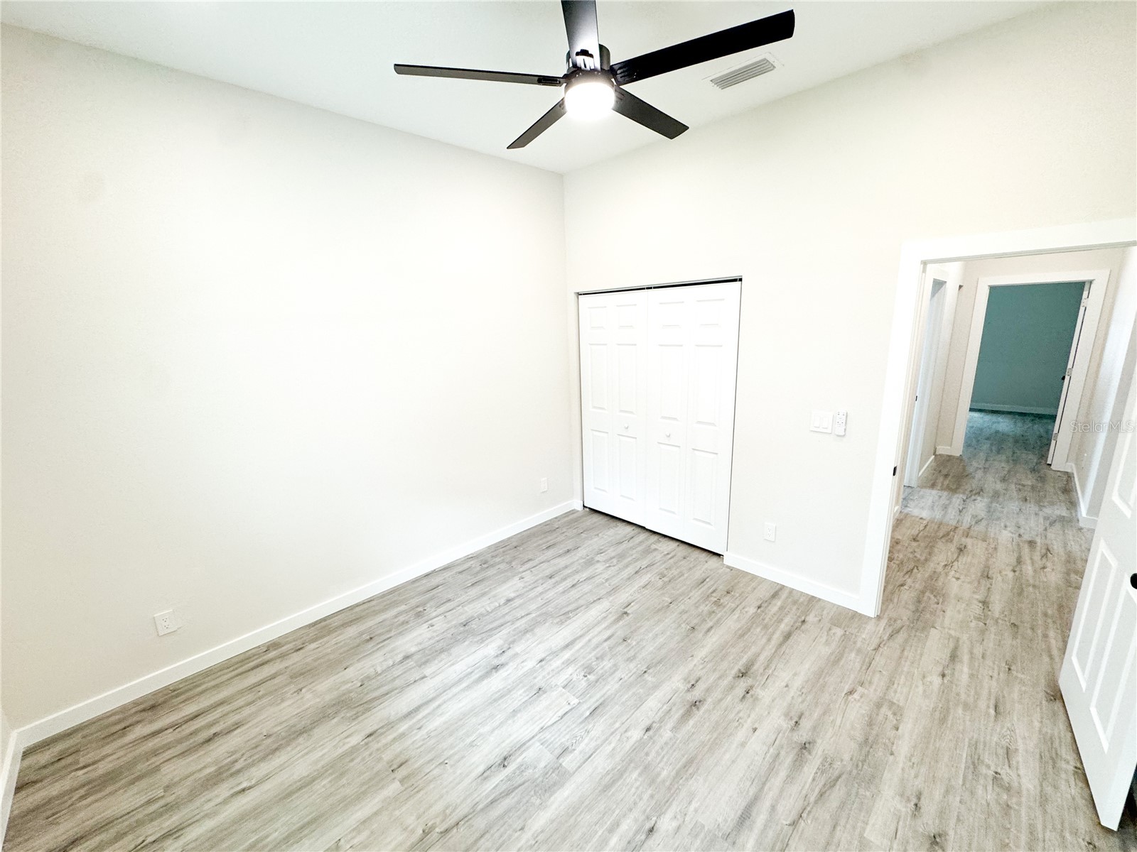 1126 Tangerine Street Clearwater FL 33755 TB8434518 image15