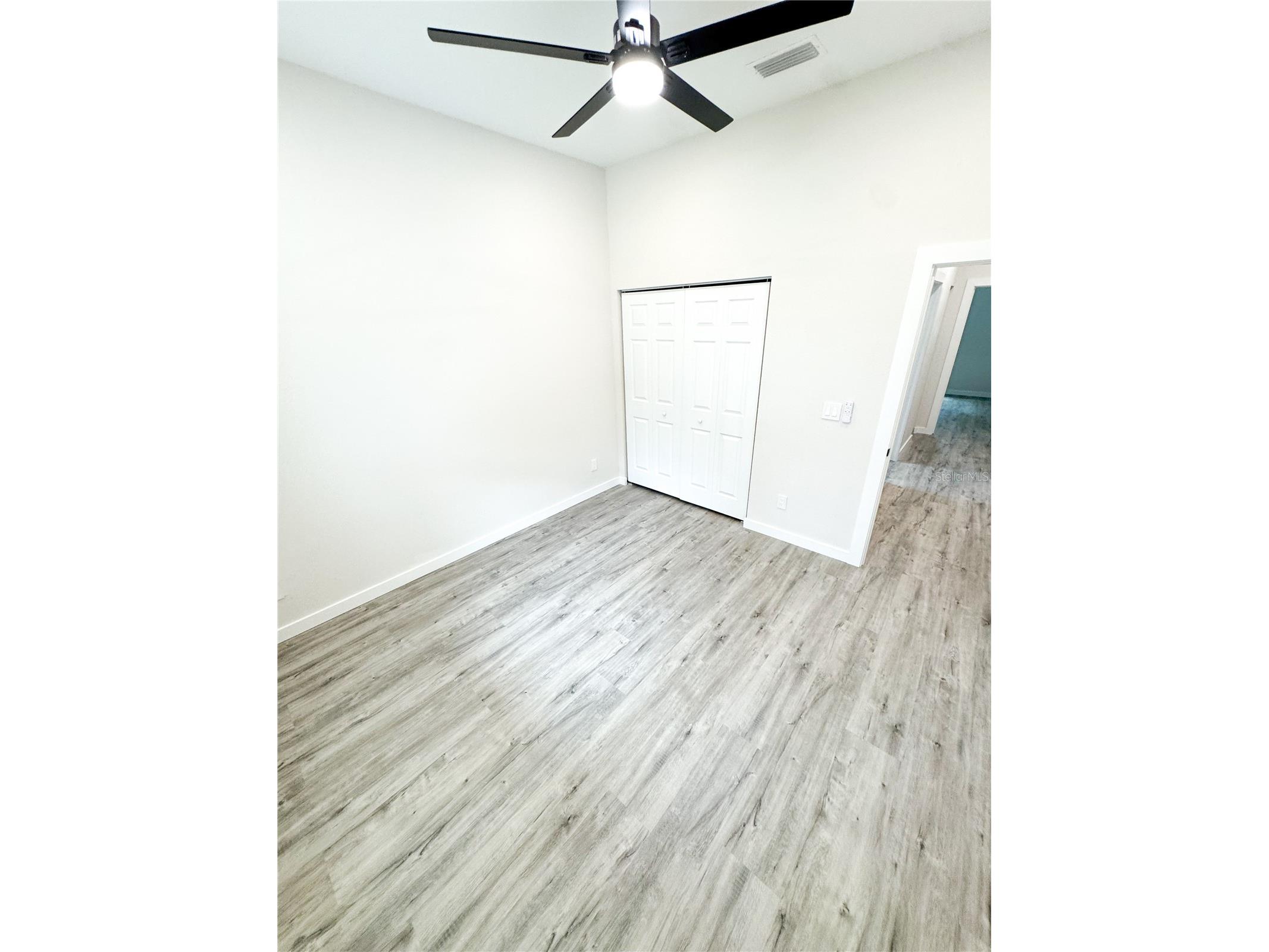 1126 Tangerine Street Clearwater FL 33755 TB8434518 image16