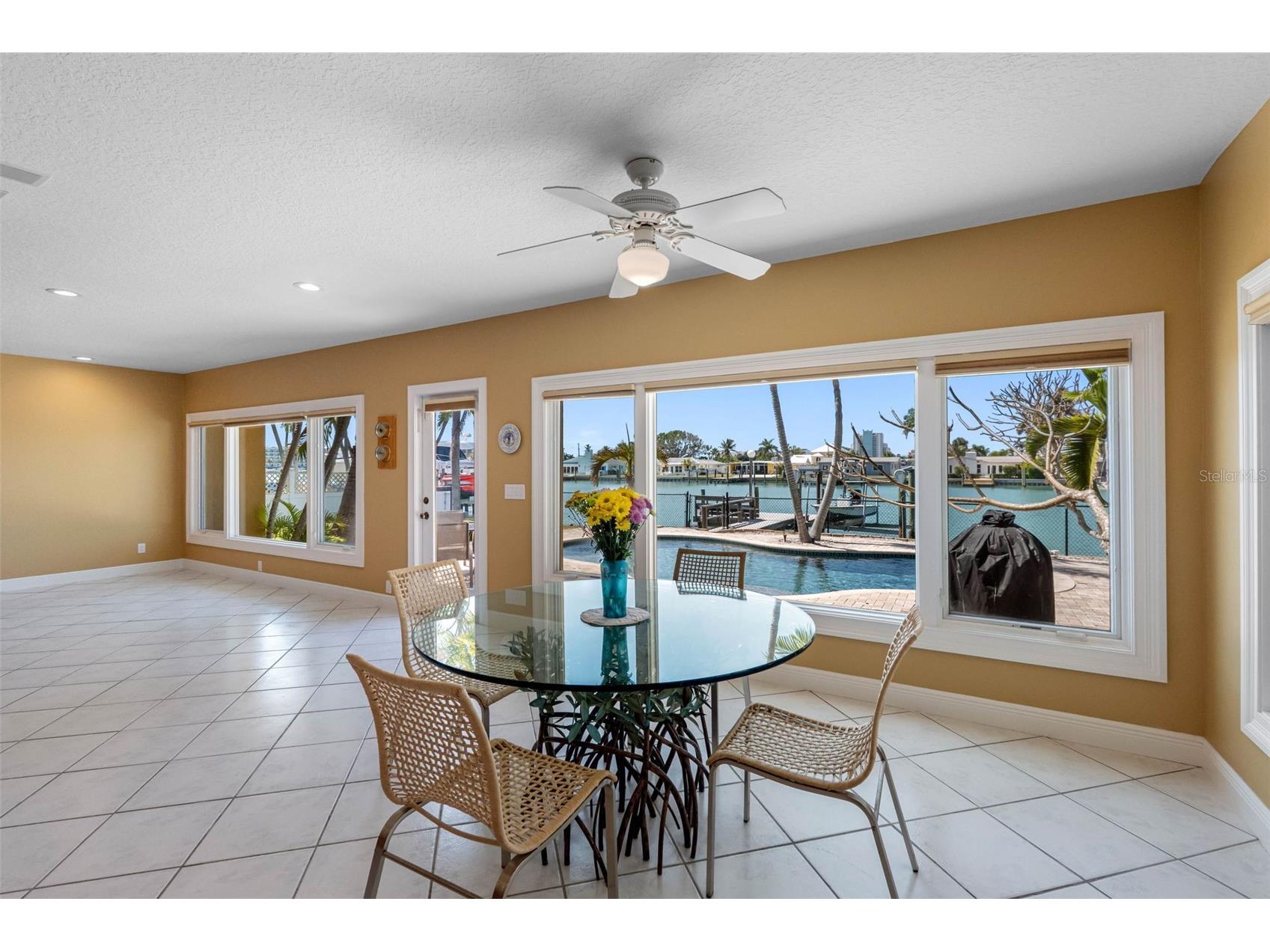 11260 5th Street E Treasure Island FL 33706 - BOCA CIEGA BAY TB8488607 image21