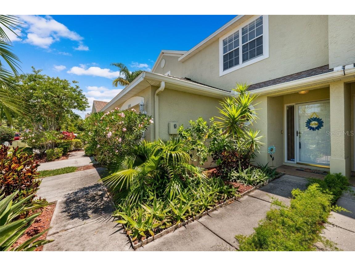 11260 Kapok Grand Circle Madeira Beach FL 33708 U8229015 image1