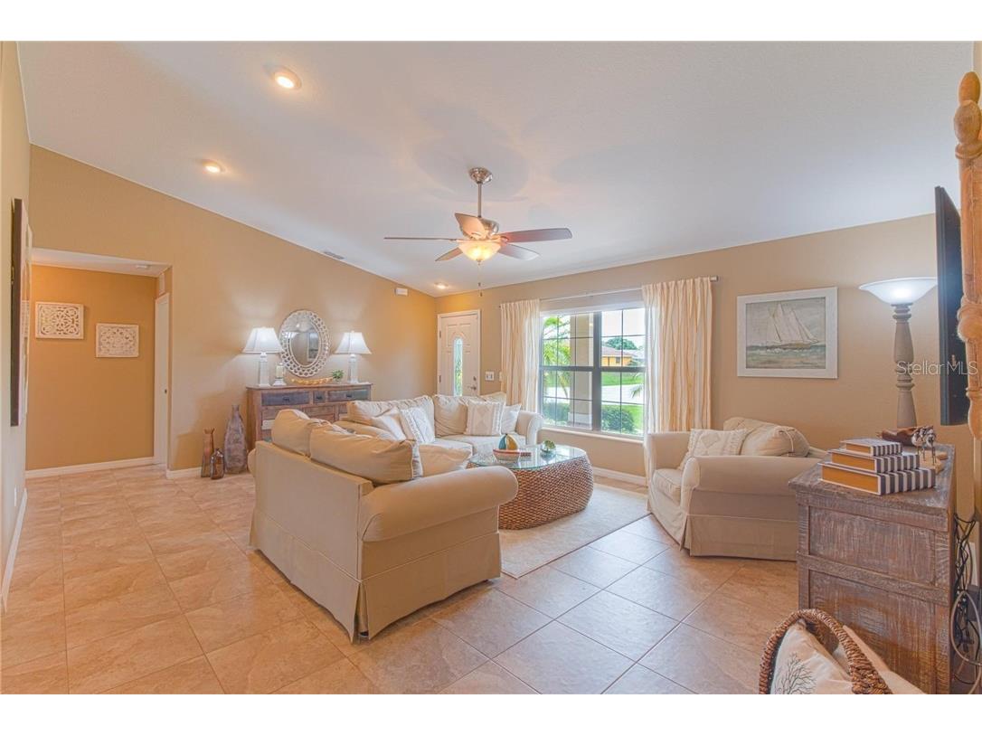 11268 Oceanspray Boulevard Englewood FL 34224 C7401717 image2