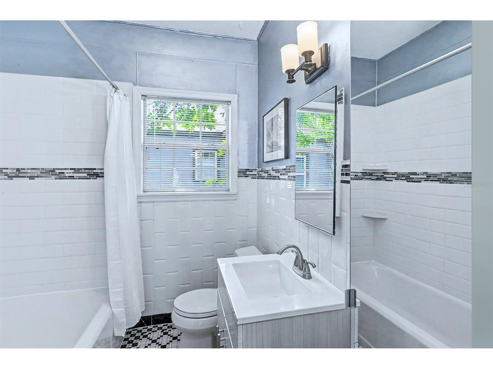 1127 22nd Avenue N Saint Petersburg FL 33704 TB8514107 image18