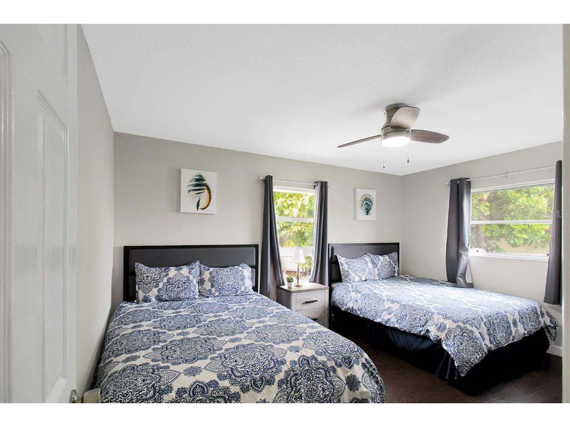 1127 De Leo Drive Sarasota FL 34243 A4633872 image27