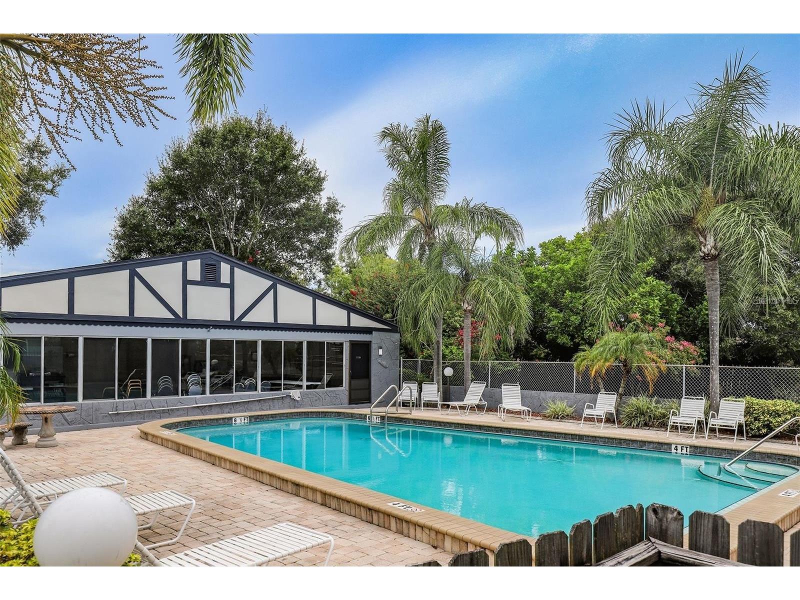 1127 King Arthur Court #309 Dunedin FL 34698 TB8492504 image43