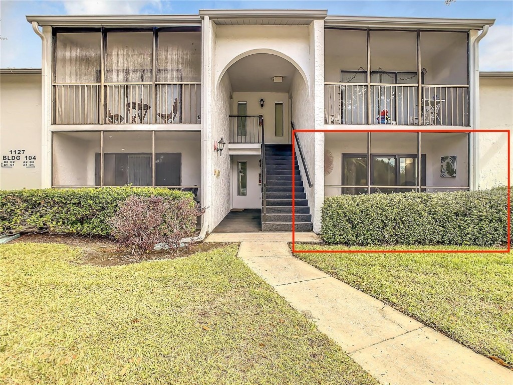 1127 Pine Ridge Circle W #D1 Tarpon Springs FL 34688 U8185201 image1