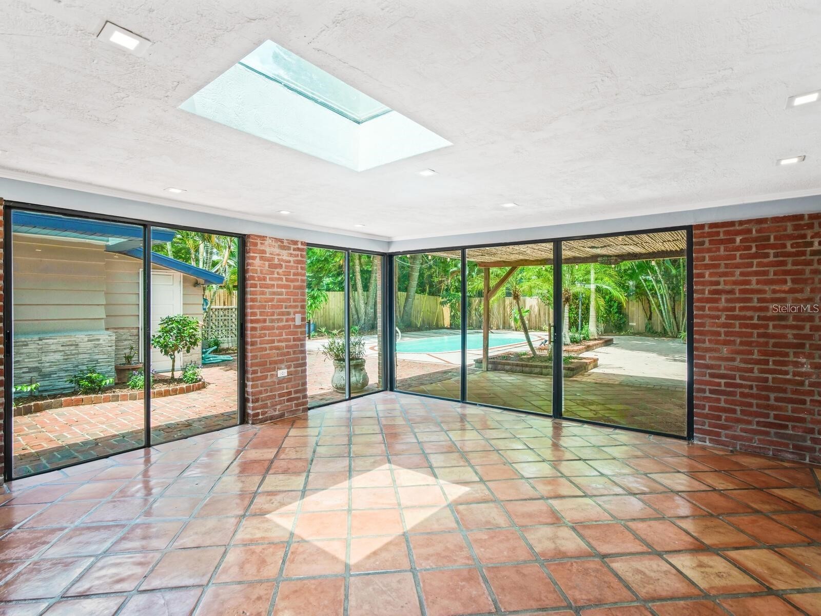 1127 S Osprey Avenue Sarasota FL 34236 A4689734 image18