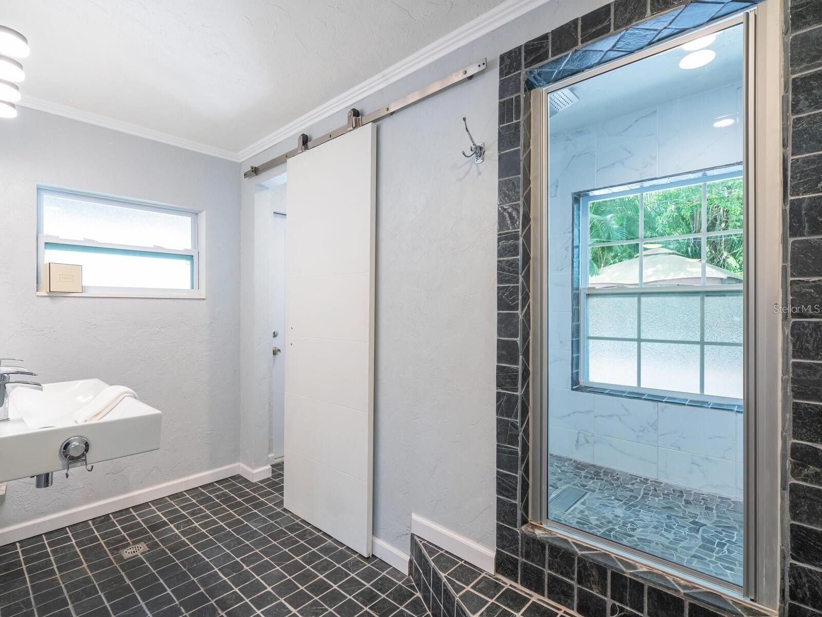 1127 S Osprey Avenue Sarasota FL 34236 A4689734 image20