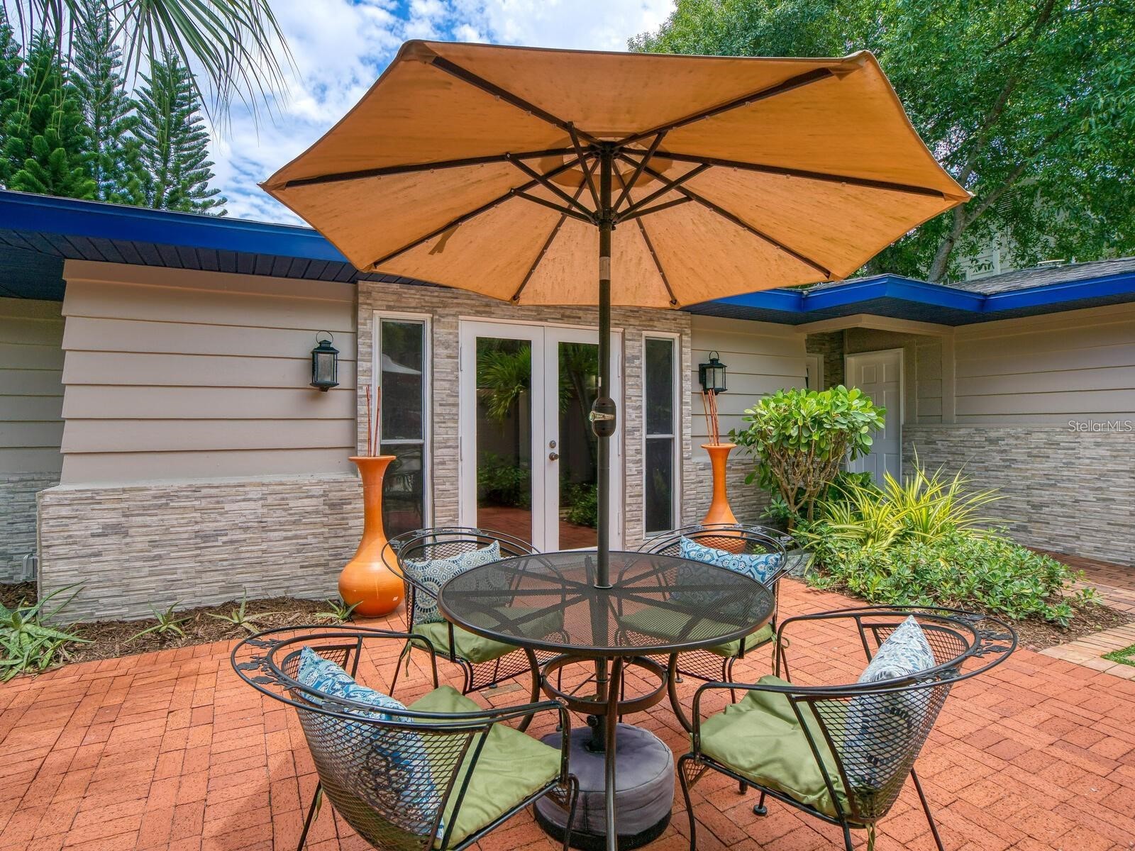 1127 S Osprey Avenue Sarasota FL 34236 A4689734 image5