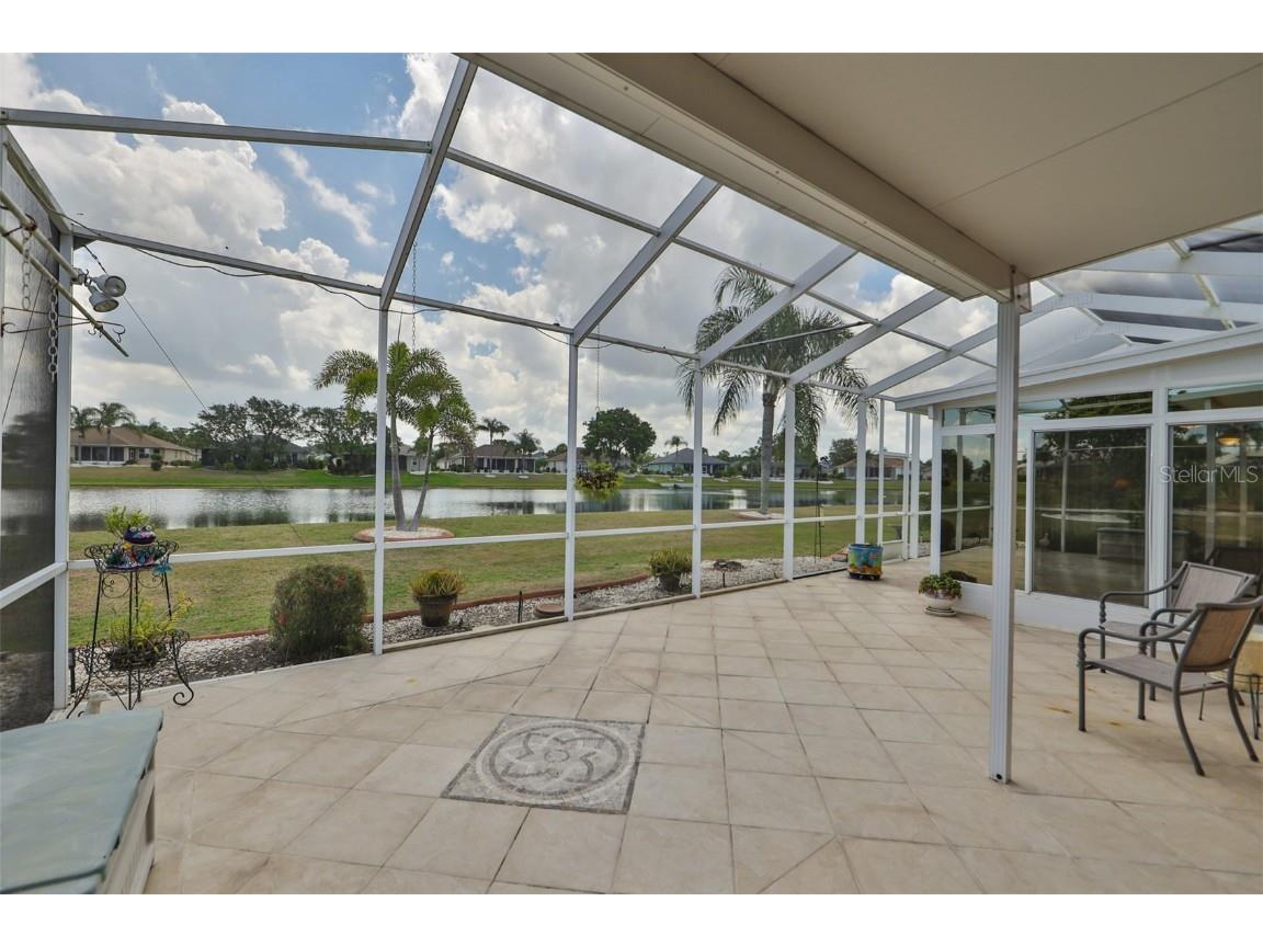 1127 Signature Drive Sun City Center FL 33573 T3441664 image1