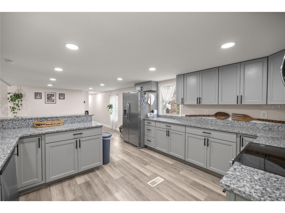 1127 SW 140th Avenue Ocala FL 34481 OM699595 image10