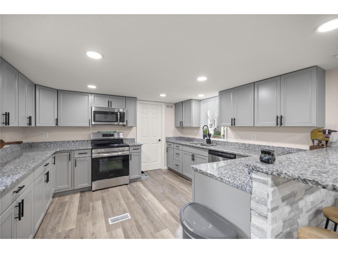 1127 SW 140th Avenue Ocala FL 34481 OM699595 image9