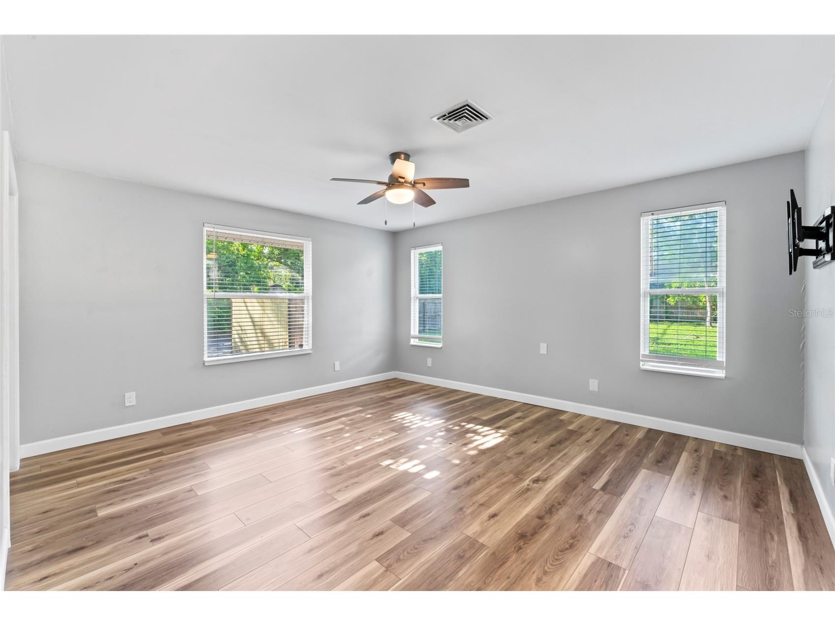 1127 Wyatt Street N Clearwater FL 33756 TB8393826 image26