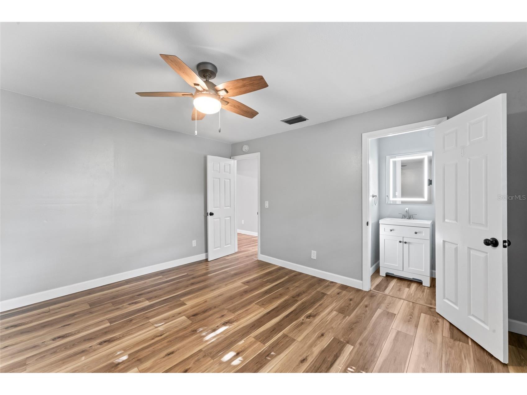 1127 Wyatt Street N Clearwater FL 33756 TB8393826 image28