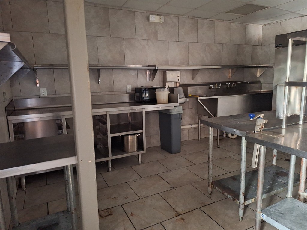 1128 Alternate Hwy 19 Holiday FL 34691 TB8435767 image12