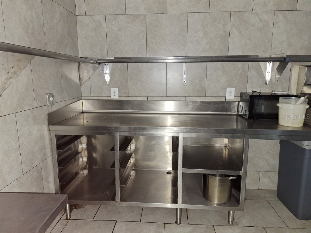 1128 Alternate Hwy 19 Holiday FL 34691 TB8435767 image16