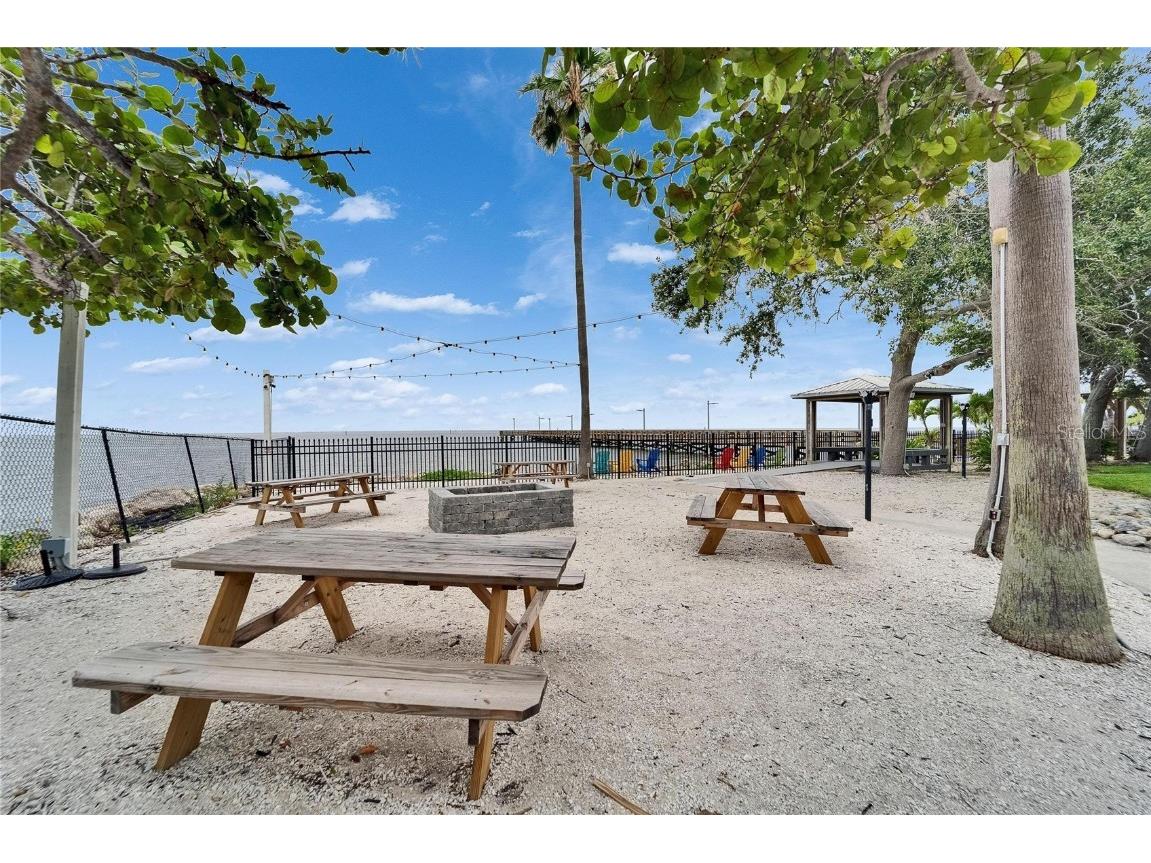 1128 Seagrape Drive Ruskin FL 33570 TB8450820 image96