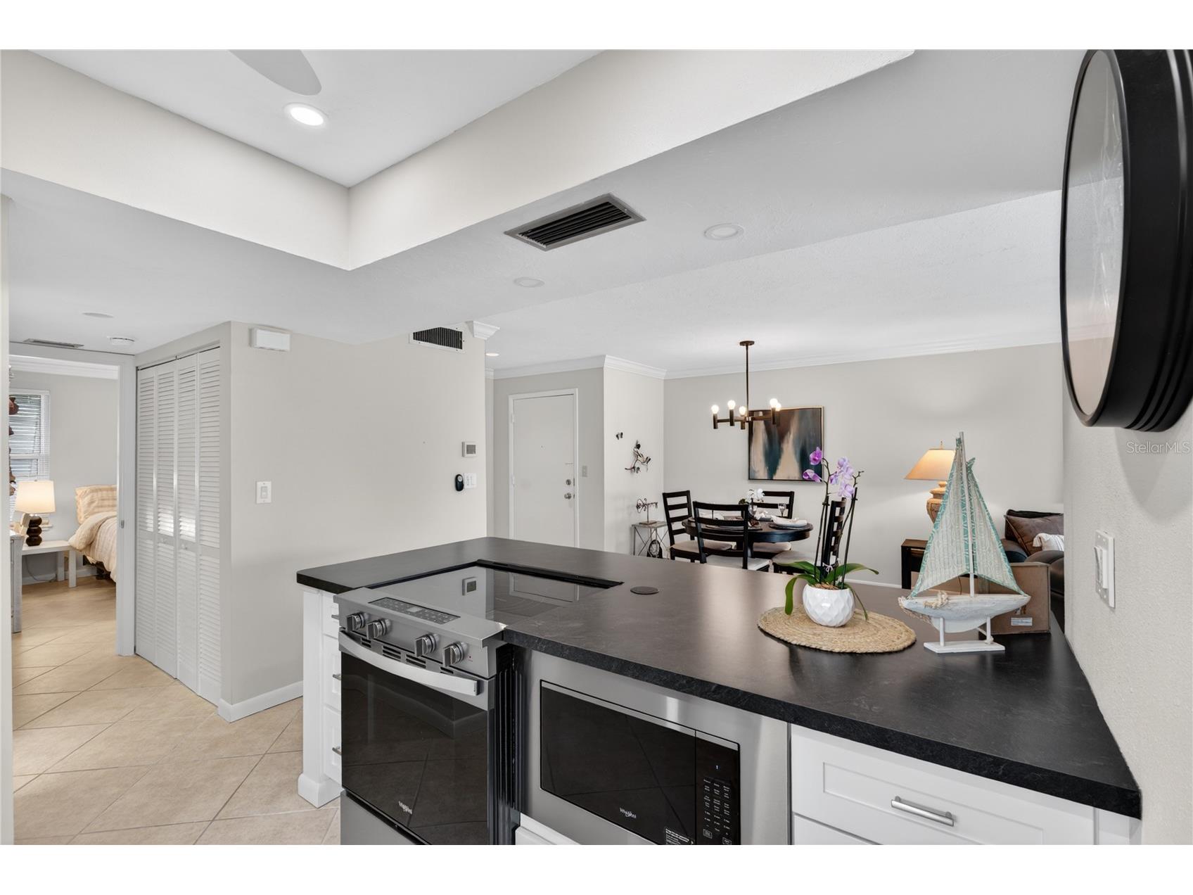 1128 W Peppertree Lane #111 Sarasota FL 34242 A4695723 image14