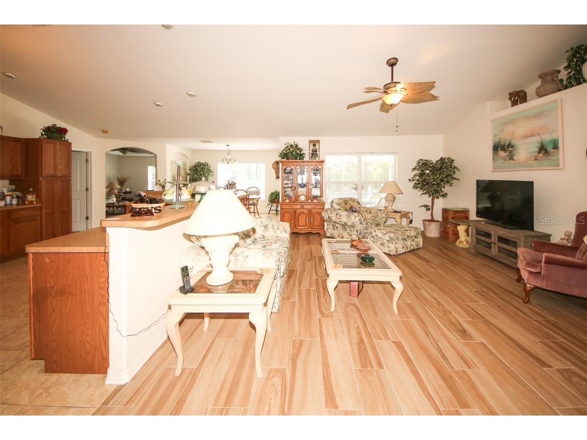 11284 Centralia Road Weeki Wachee FL 34614 W7878805 image8