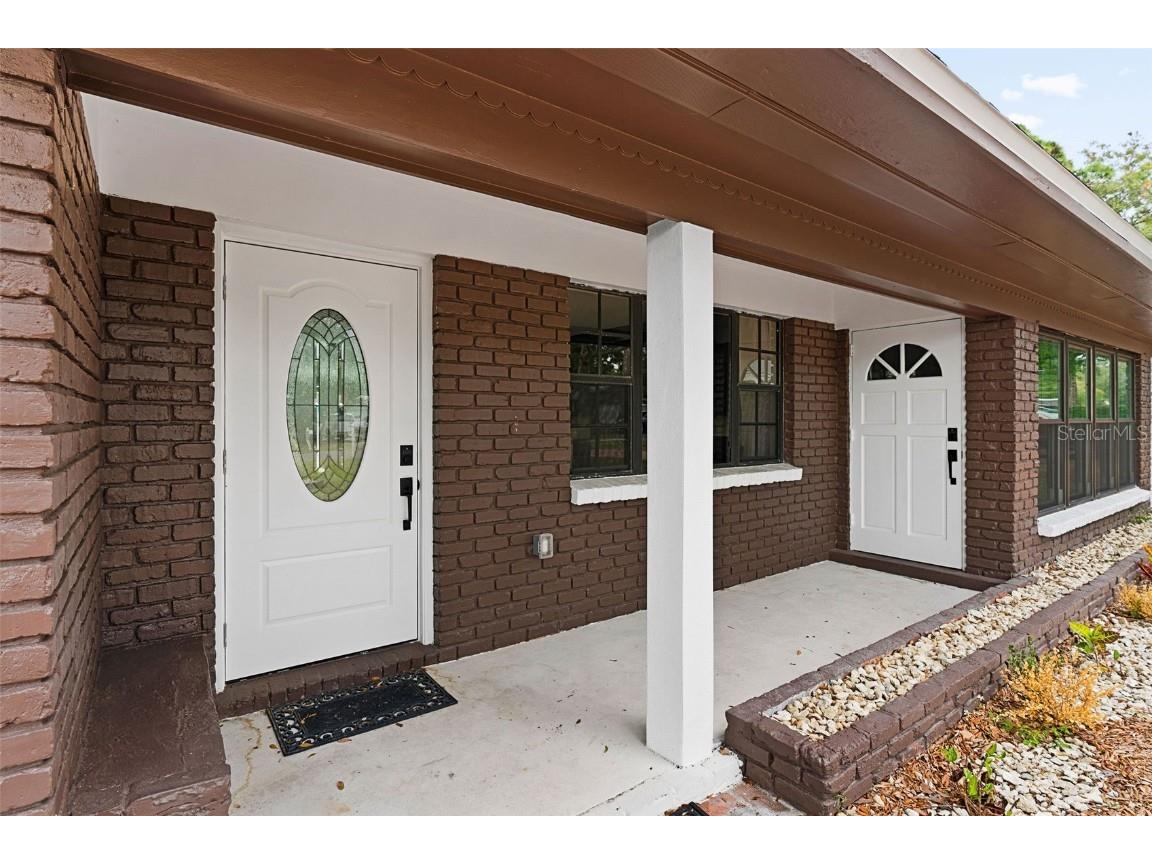 11285 52nd Avenue N Saint Petersburg FL 33708 U8226045 image1