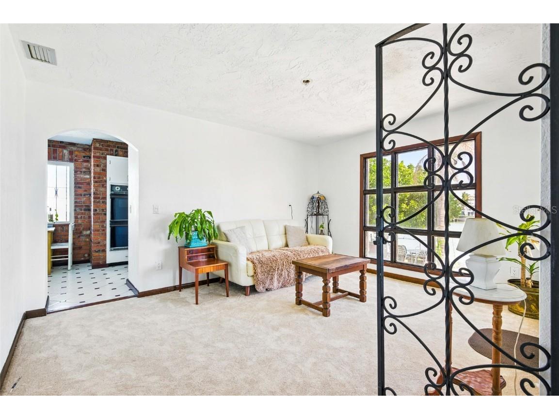 11285 8th Street E Treasure Island FL 33706 - BOCA CIEGA BAY TB8389581 image13