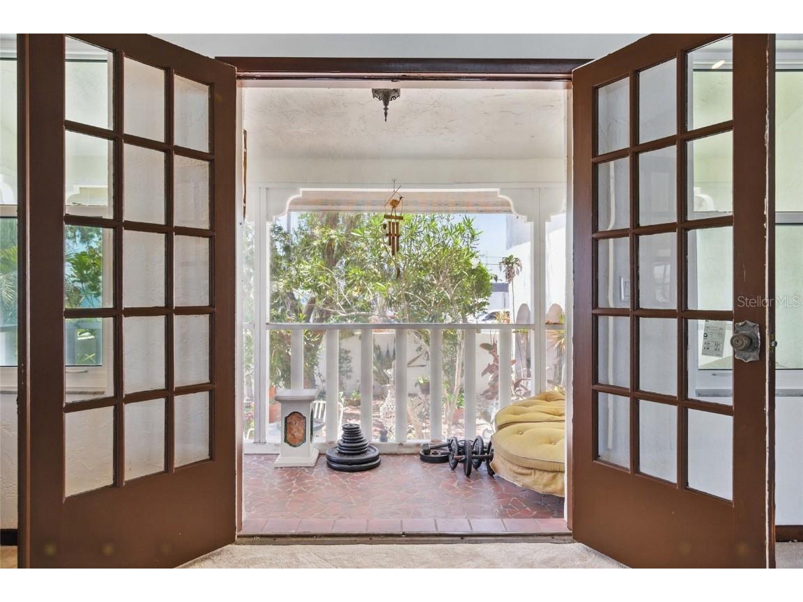 11285 8th Street E Treasure Island FL 33706 - BOCA CIEGA BAY TB8389581 image23