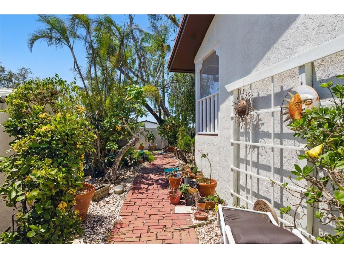 11285 8th Street E Treasure Island FL 33706 - BOCA CIEGA BAY TB8389581 image40